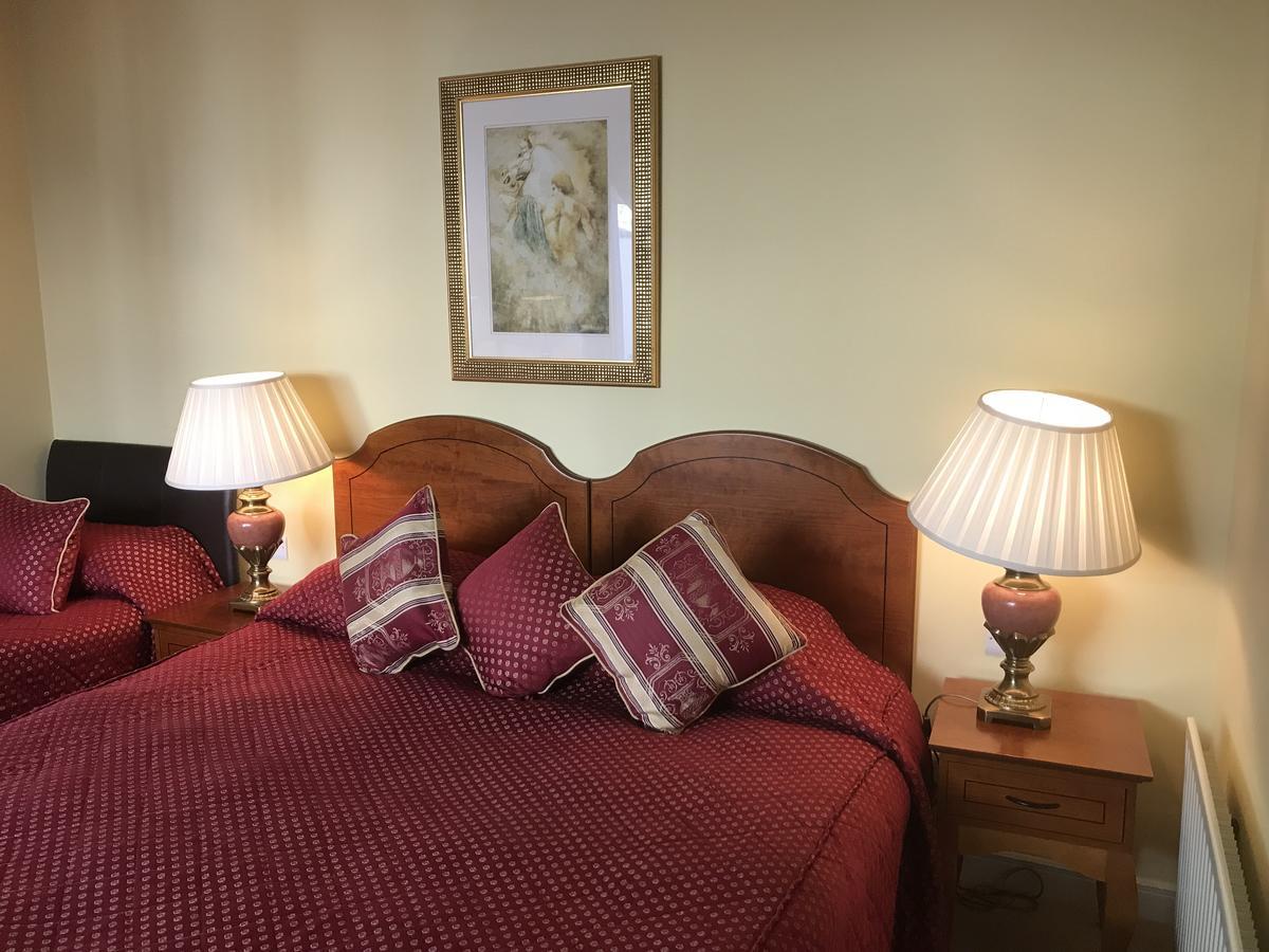 بلارني Bramble Lodge المظهر الخارجي الصورة